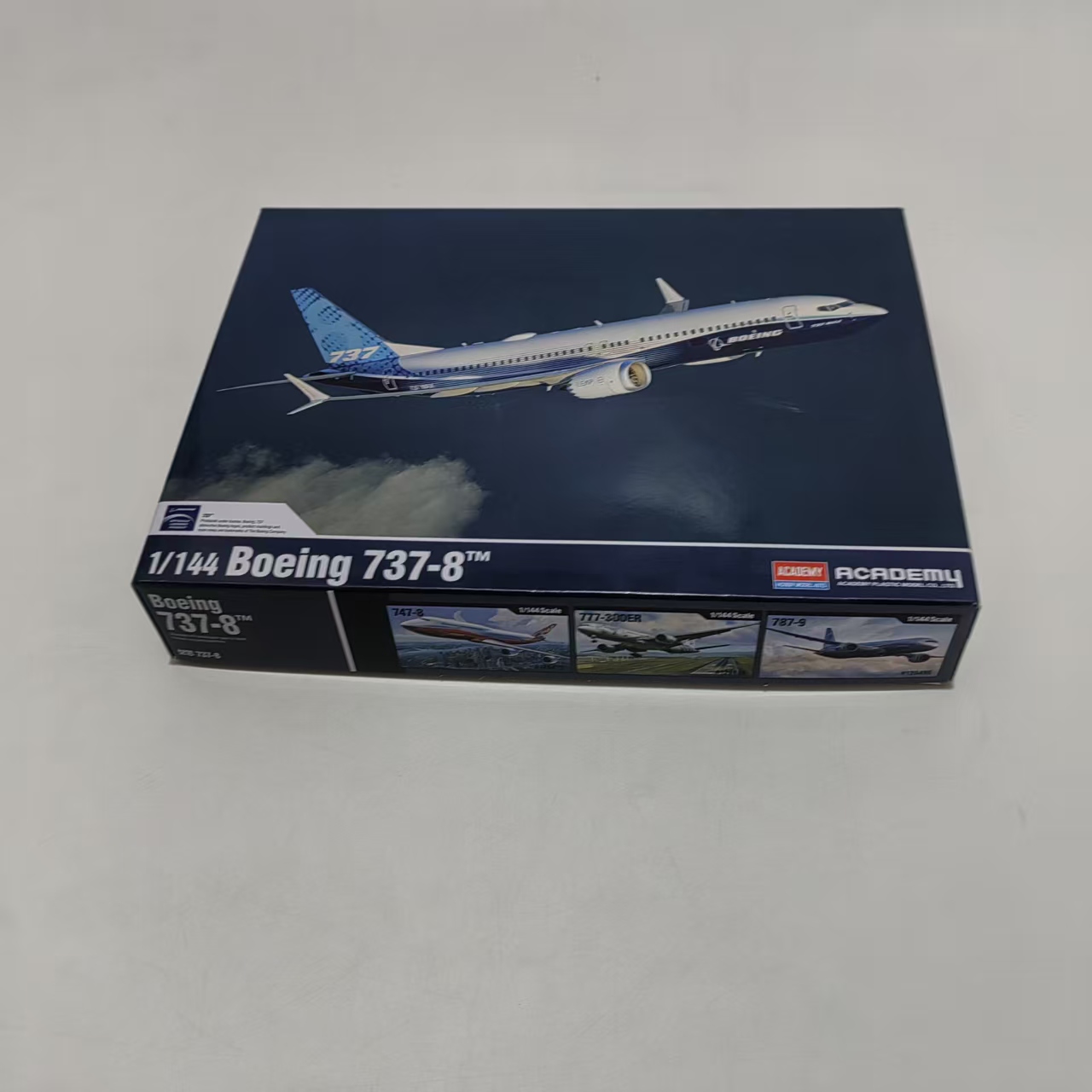 Model Kit Academy - AC12646 ACADEMY 1/144 Boeing 737-8 MAX