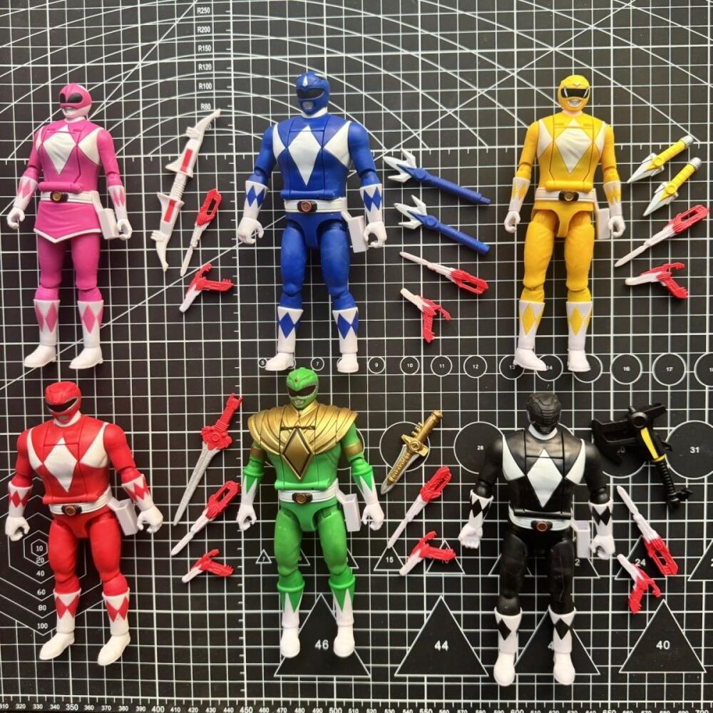 Hasbro Power Rangers Blue Rang - Model Kit Power Rangers ulasan dan harga
