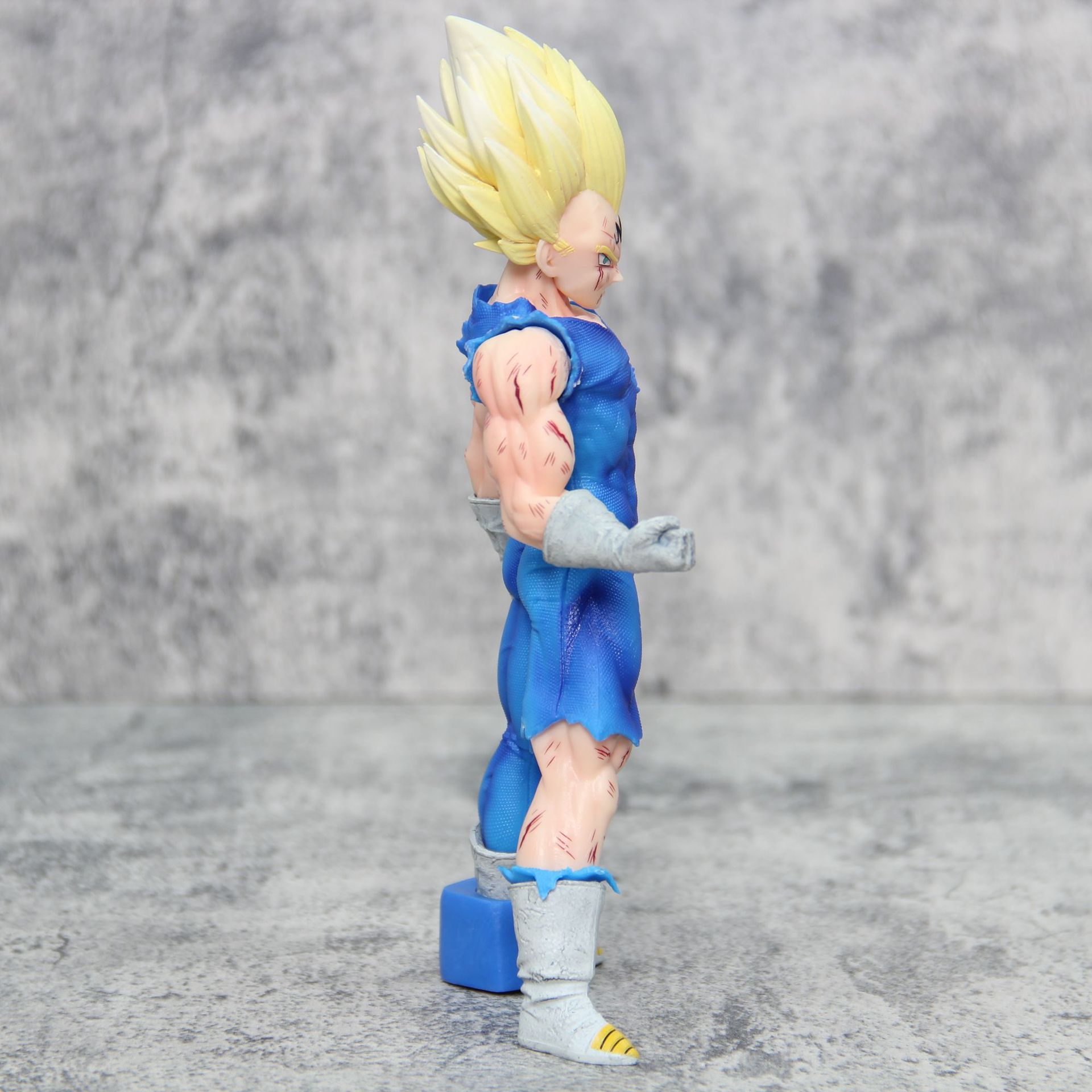 Dragon Ball Z Super Saiyan Pri - Model Kit Vegeta ulasan dan harga